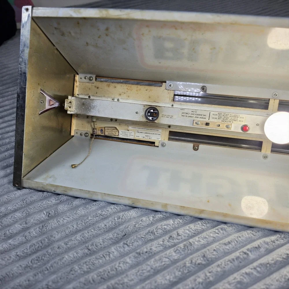 Bud Light Billiards Pool Table Light Blue Wood Grain Vintage 1983‎ Hanging Lamp